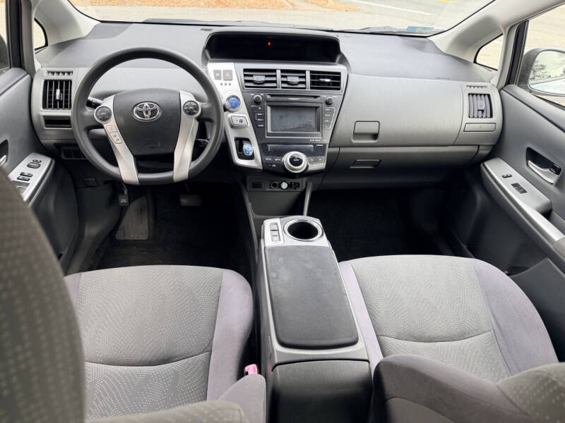 2012 Toyota Prius v Three