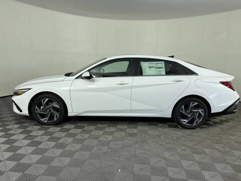 2025 Hyundai Elantra Hybrid Limited