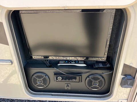 2019 Coachmen RV Leprechaun 311FS Class C