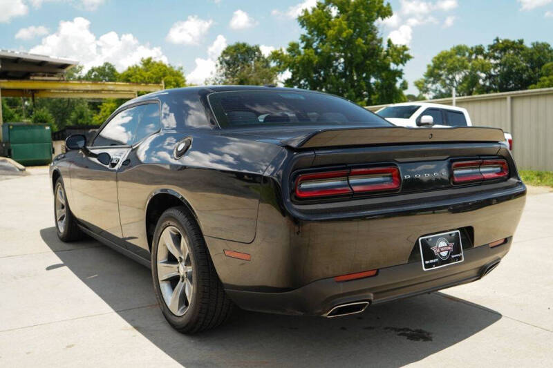 2019 Dodge Challenger SXT