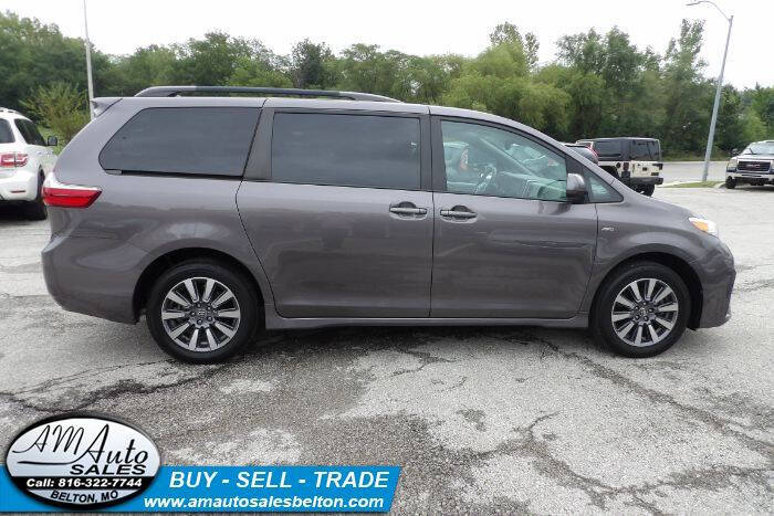 2020 Toyota Sienna LE 7-Passenger