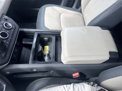 2022 Land Rover Defender 110 X-Dynamic HSE