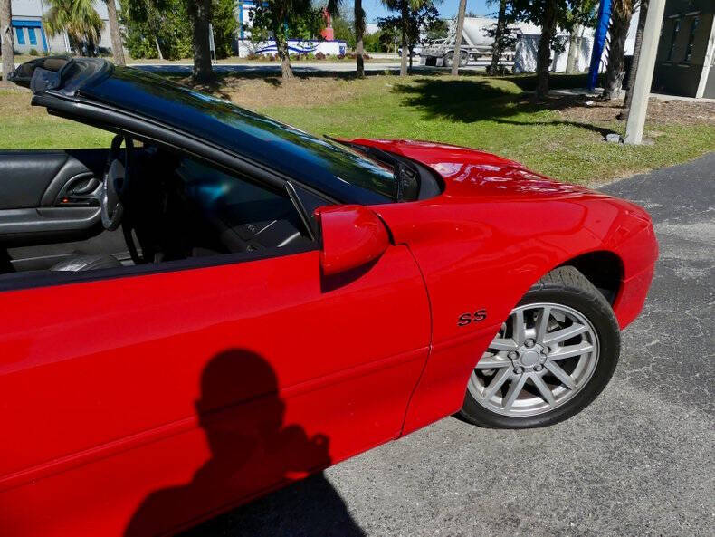 2000 Chevrolet Camaro