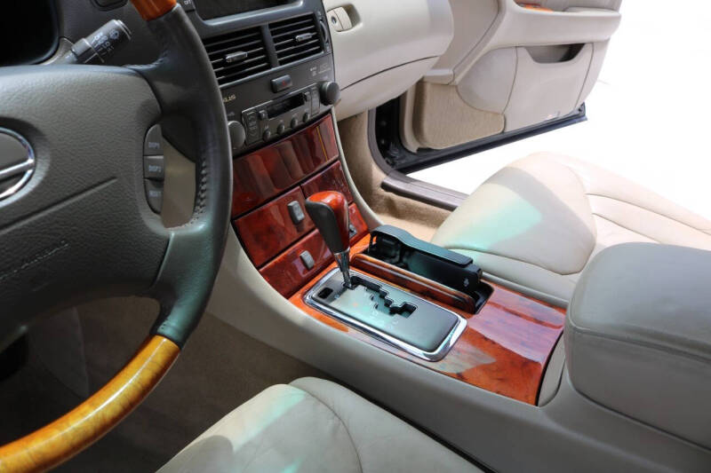 2002 Lexus LS 430