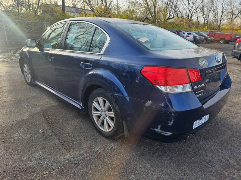 2010 Subaru Legacy 2.5i Premium