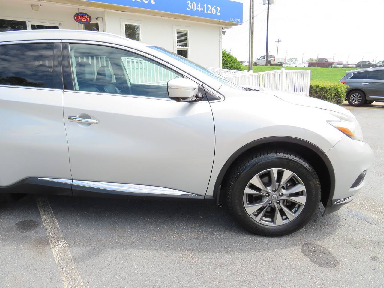 2015 Nissan Murano for sale at Colbert's Auto Outlet in Hickory, NC