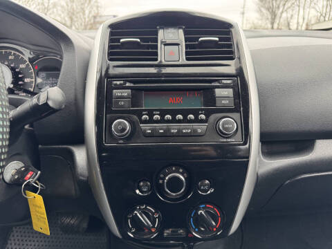 2015 Nissan Versa Note SV