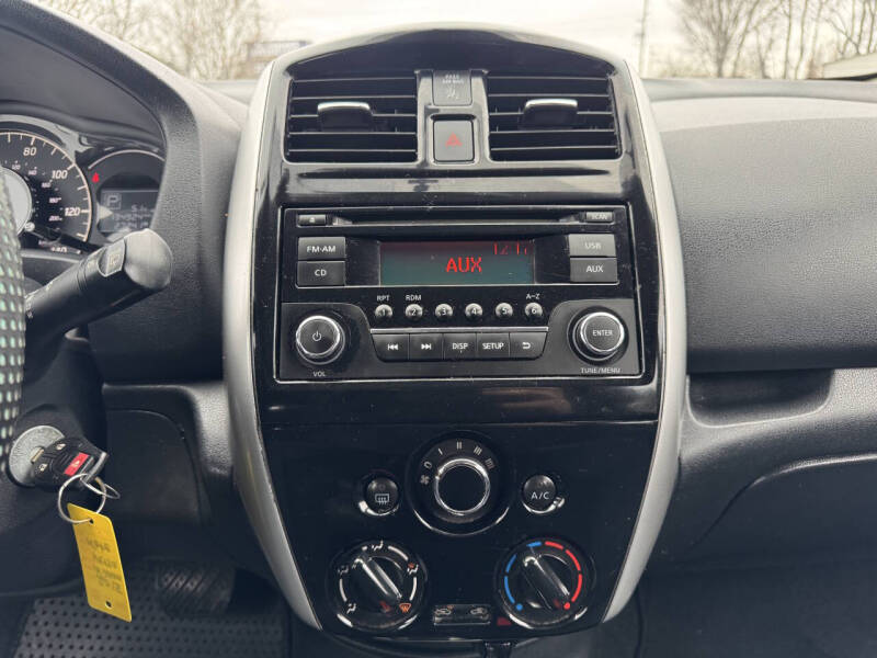 2015 Nissan Versa Note SV