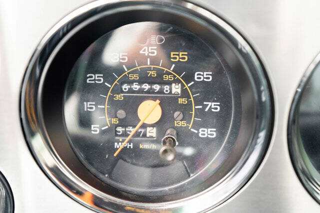 1985 Chevrolet C/K 20 Series 14