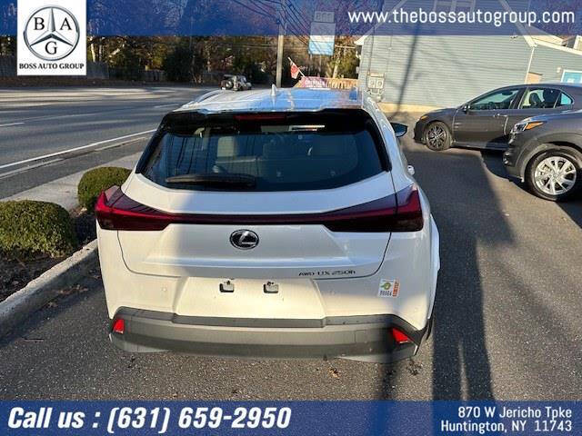 2024 Lexus UX 250h Premium