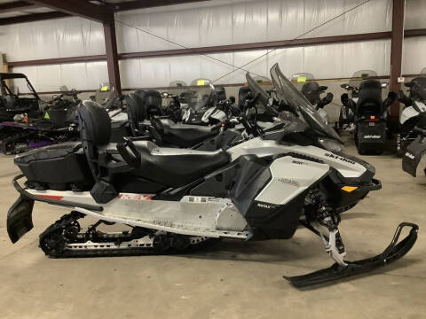 2020 Ski-Doo Grand Touring Sport Rotax®