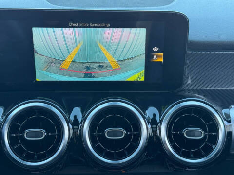 2022 Mercedes-Benz GLB GLB 250