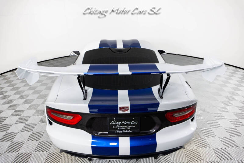 2017 Dodge Viper GTC