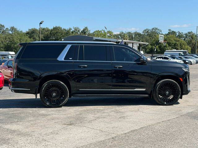 2023 Cadillac Escalade ESV Luxury