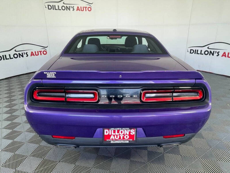 2018 Dodge Challenger SXT