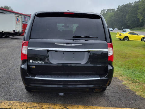 2014 Chrysler WHEELCHAIR VAN