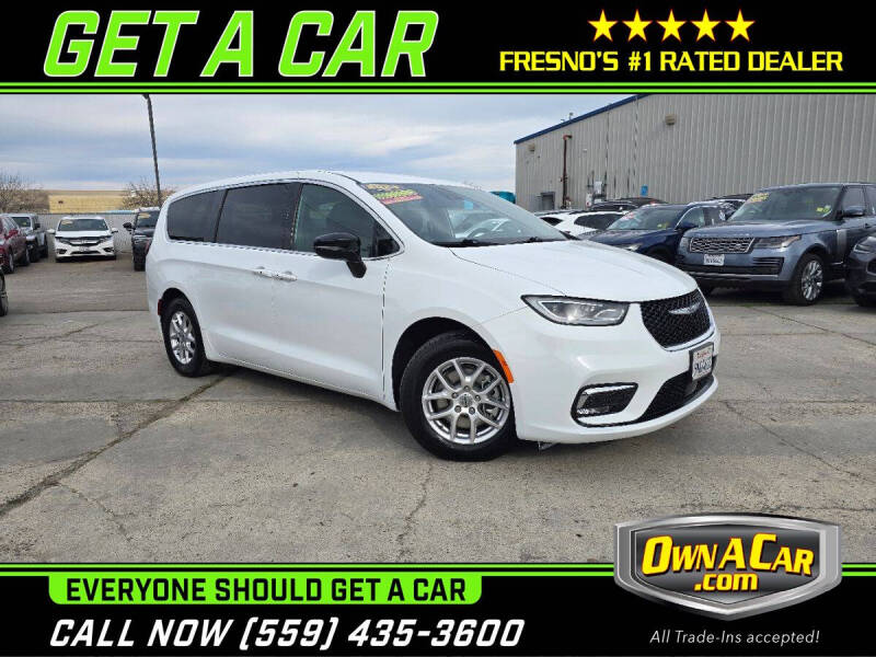 2024 Chrysler Pacifica Touring