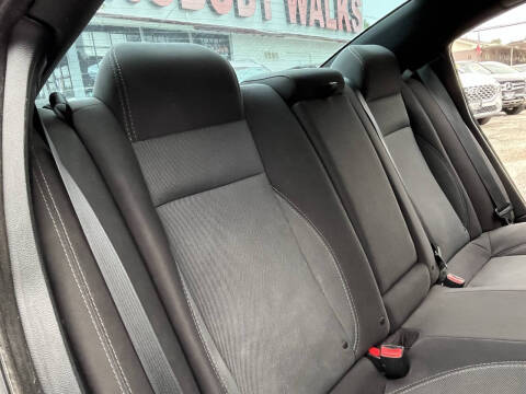 2018 Dodge Charger SXT