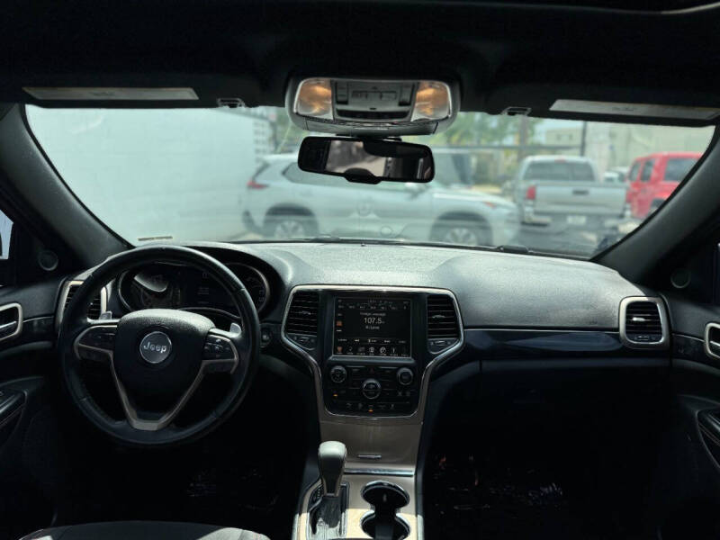 2016 Jeep Grand Cherokee Laredo