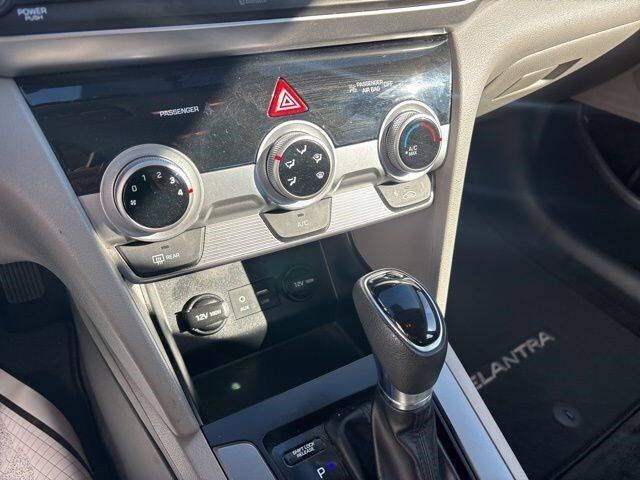 2019 Hyundai Elantra