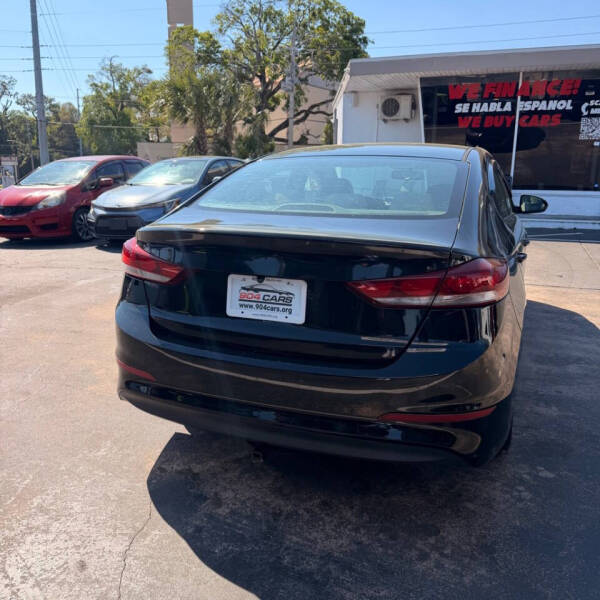 2018 Hyundai Elantra