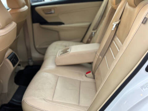 2017 Toyota Camry XLE