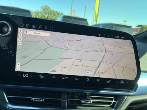 2026 Chevrolet Equinox EV LT 2