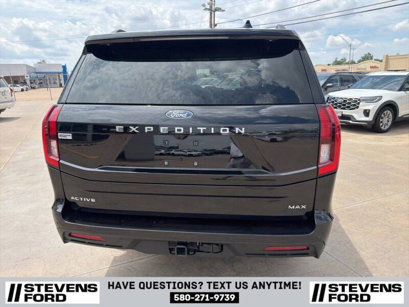 2025 Ford Expedition MAX Active