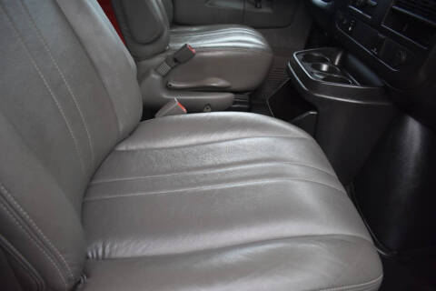 2017 Chevrolet Express 2500