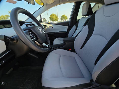 2019 Toyota Prius LE AWD-e