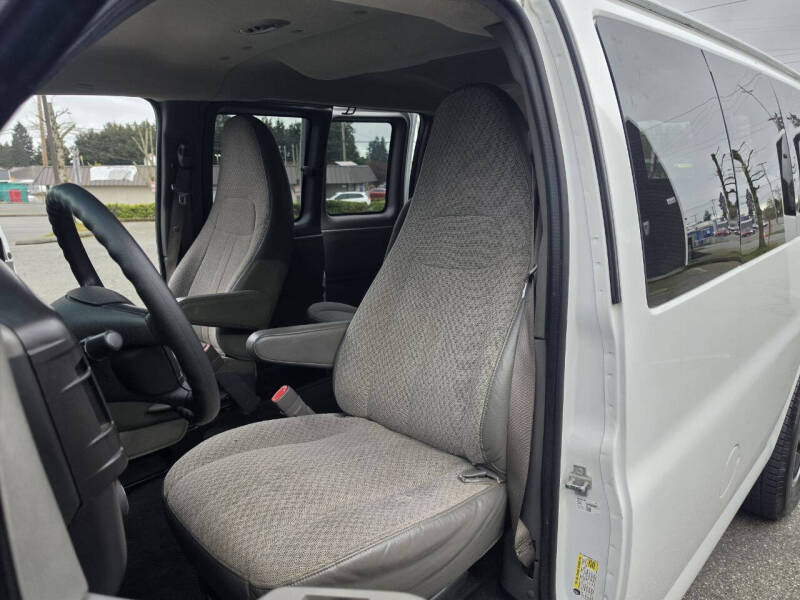 2013 Chevrolet Express LT 2500