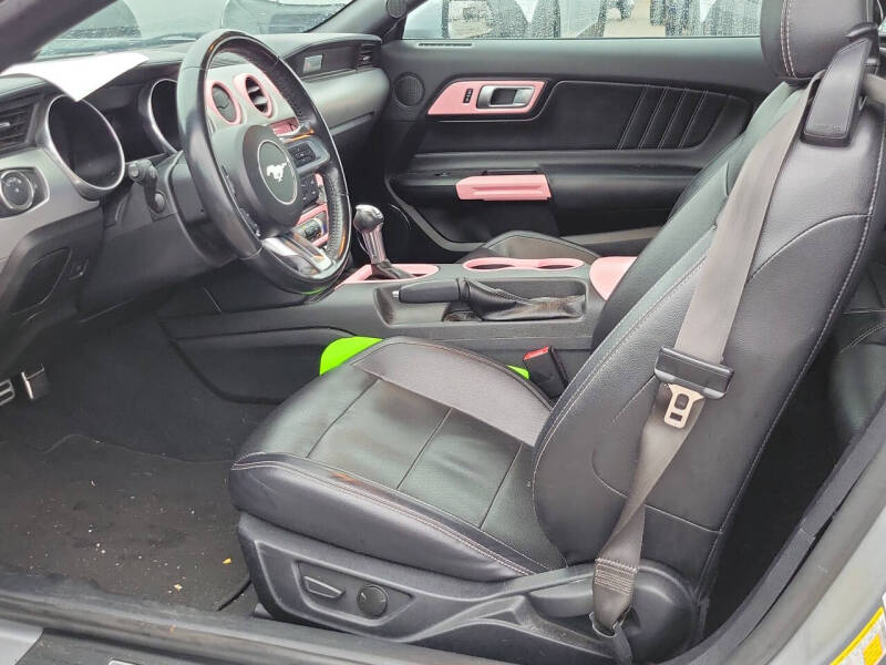 2022 Ford Mustang EcoBoost