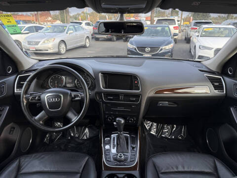 2012 Audi Q5 3.2 quattro Premium Plus