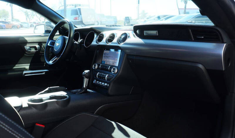 2019 Ford Mustang EcoBoost