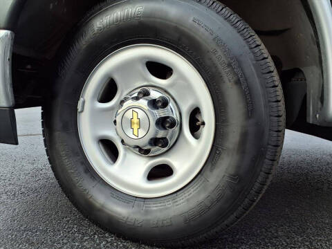 2024 Chevrolet Express LS 3500