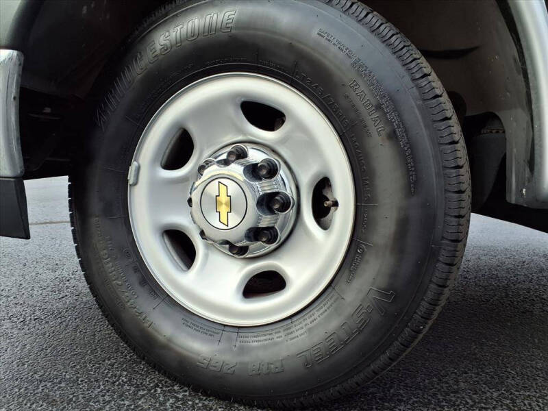 2024 Chevrolet Express LS 3500