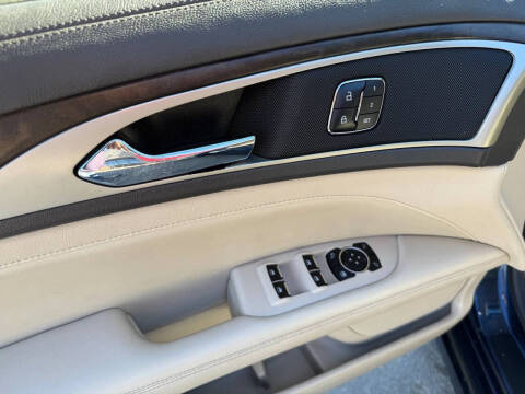 2017 Lincoln MKZ Reserve