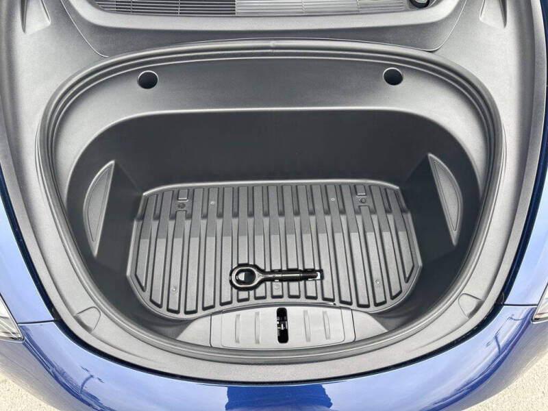 2023 Tesla Model 3 Performance