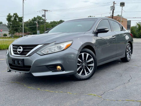 2016 Nissan Altima for sale at MAGIC AUTO SALES in Little Ferry NJ