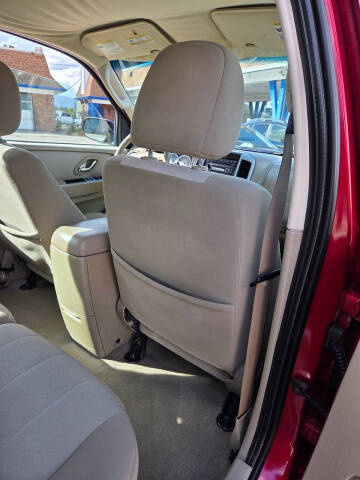 2005 Mercury Mariner