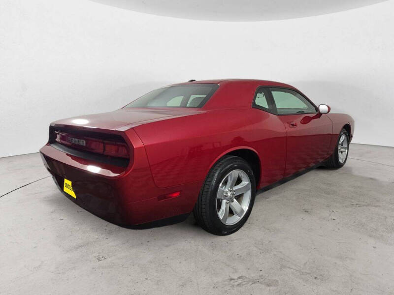 2009 Dodge Challenger SE
