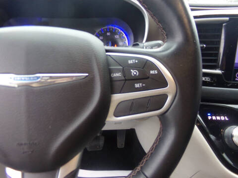 2017 Chrysler Pacifica Touring Plus