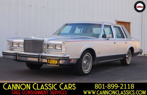 1984 Lincoln Town Car Signature