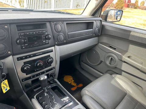2007 Jeep Commander Sport