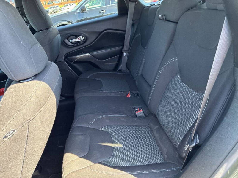 2020 Jeep Cherokee Latitude