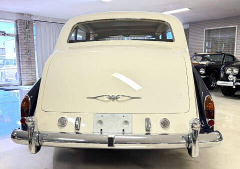 1965 Rolls-Royce Phantom V