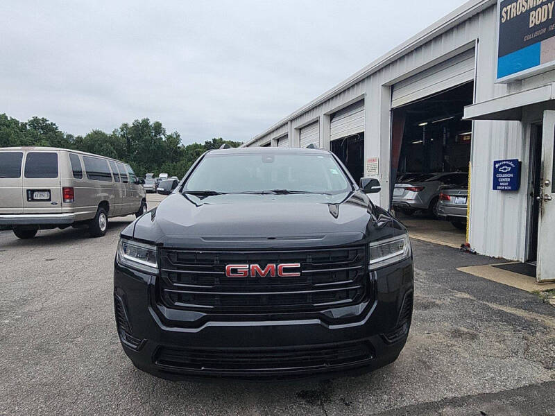 2023 GMC Acadia SLE
