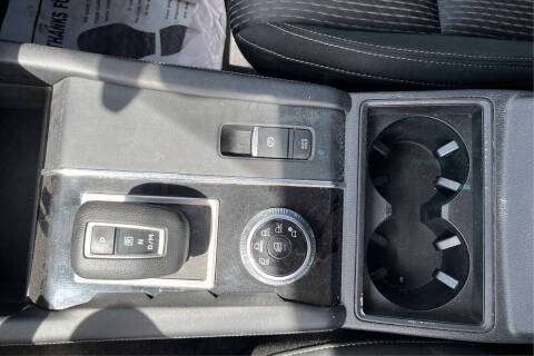 2022 Mitsubishi Outlander ES