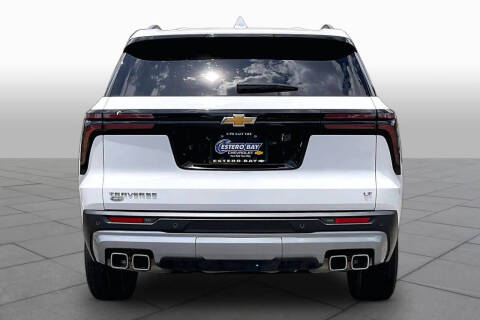 2024 Chevrolet Traverse LT