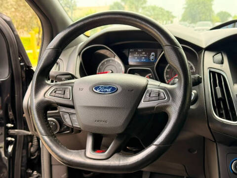 2017 Ford Focus ST